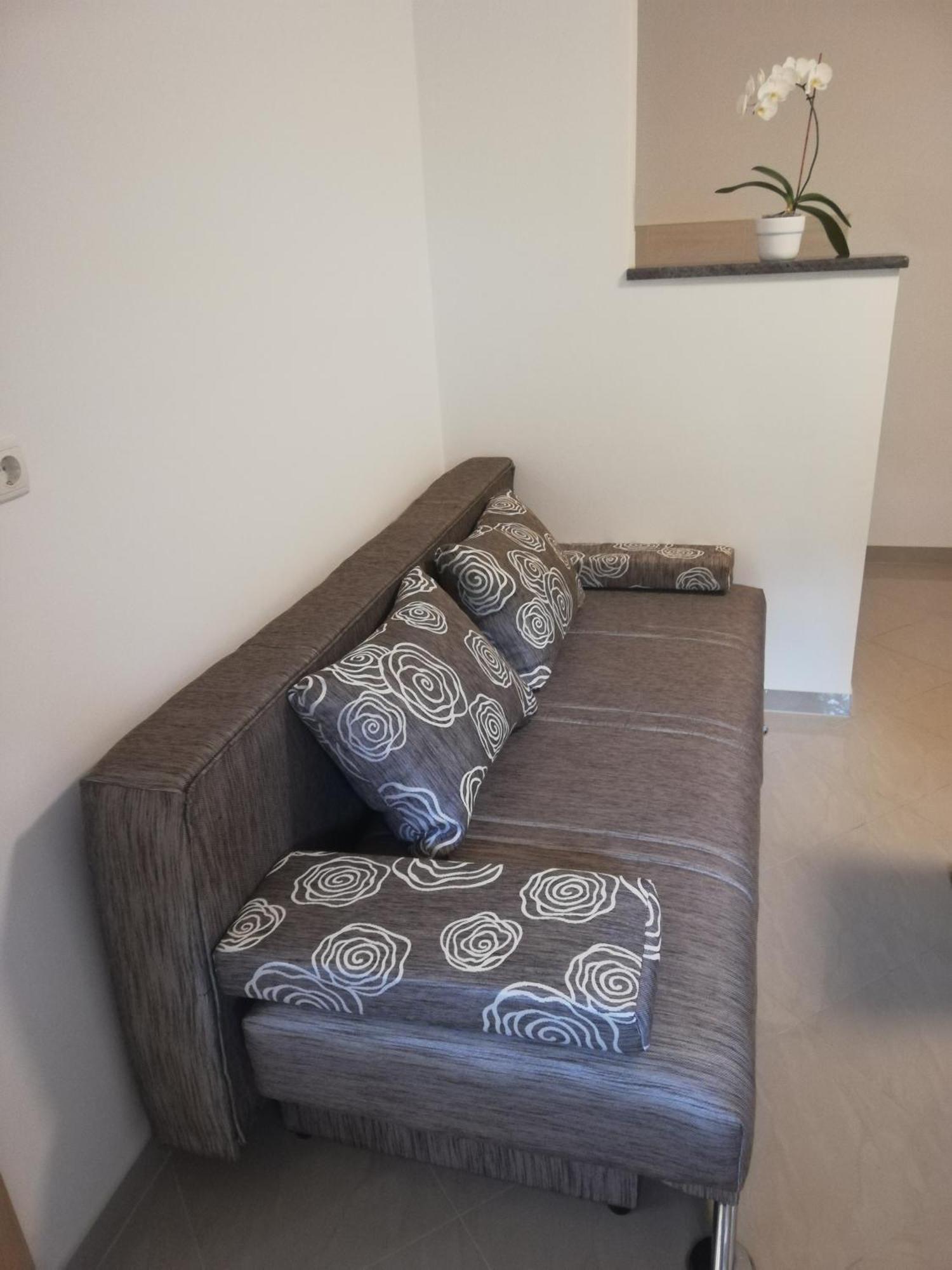 Guesthouse Vesna Senj  Buitenkant foto